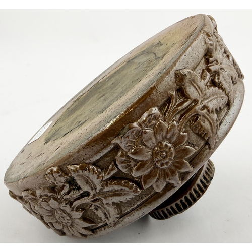 386 - SPRIGGED SALT GLAZE LANDMINE INK BOTTLE. 4.5ins diameter. Large salt glaze landmine or capstan type ... 