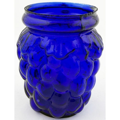 395 - ECLIPSE BUNCH OF GRAPES FAIRY LIGHT. 4ins tall. Cobalt blue glass fairy light modelled as bunch of g... 