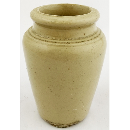 611 - ESCRICK PARK DAIRY YORKSHIRE CREAM POT. 3.5ins tall. Attractive blue print all white cream pot, crow... 