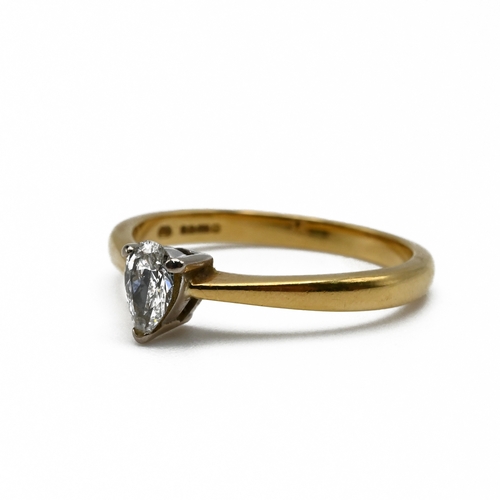 100 - A diamond single stone 18 carat gold ring, the pendelque cut stone of 0.2 carats estimated, finger s... 