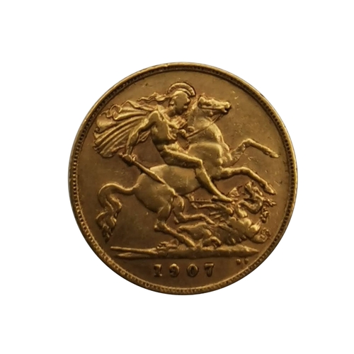 266 - A 1907 half sovereign. 