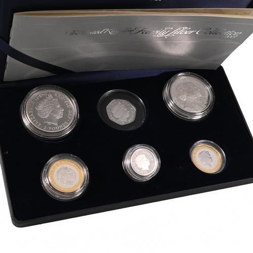 317 - 2007 Royal Mint Family Silver Collection, Proof Set of Coins. This Royal Mint silver proof set of 6 ... 