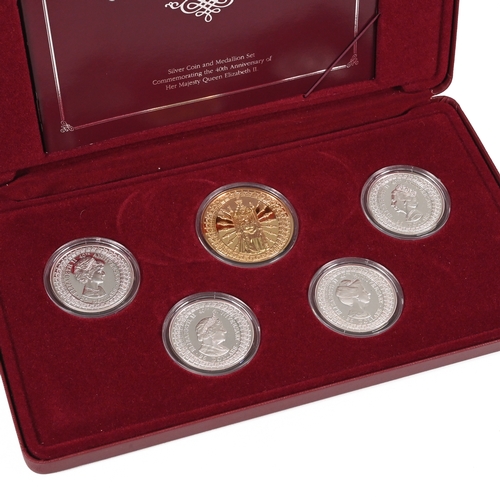 318 - 1992 Royal Australian Mint, The Royal Ladies Sterling Silver Proof Coins and Medallion Set. A silver... 