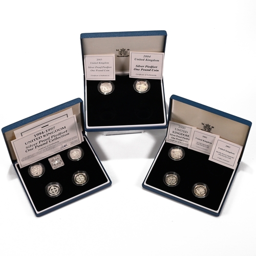 351 - A group of Royal Mint sliver proof piedfort one pound coins to include: 1994-1997 Silver Proof Piedf... 