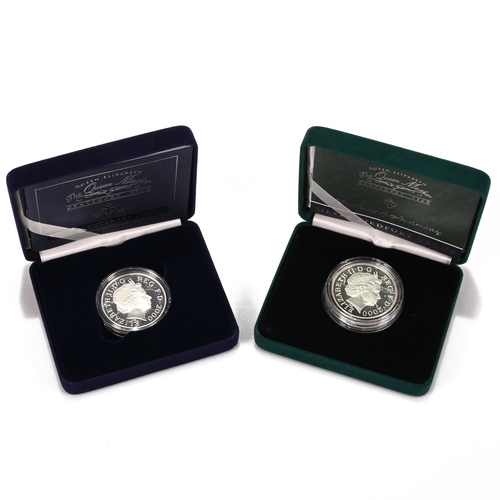 353 - Pair of 2000 Queen Mother centenary crowns, one regular silver proof issue and one piedfort silver p... 