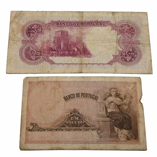 383 - A pair of Portuguese banknotes from the early 20th century comprising: 1917 1 Escudo Banknote, 7th S... 