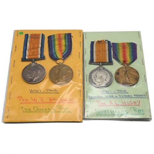 400 - Two groups of World War One medals each comprising a 1914-18 War Medal and a Victory Medal awarded t... 