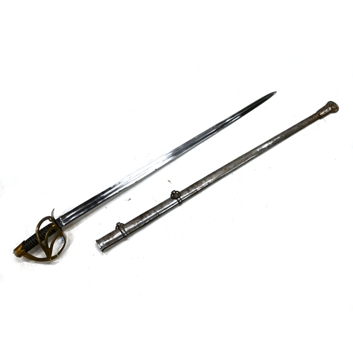 418 - A reproduction sword, modelled on a continental cavalry trooper's sword, with curved blade (95cm lon... 