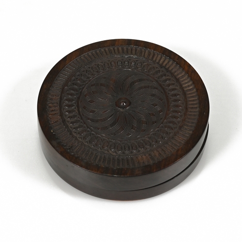 438 - A 20th century rosewood box, with engine turned design to lid. H 2.5cm, L  9cm.