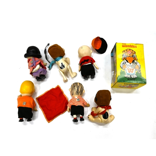 690 - Group of six Peanuts Character dolls by United Syndicates c1966 and a boxed Wellington Womble c1970s... 