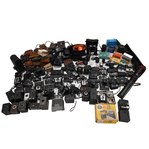 718 - A large collection (approx 66) Vintage & Antique cameras including Brownie, Coronet, Kodak, Polaroid... 