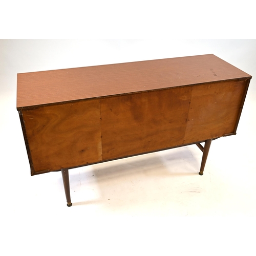 908 - A vintage Formica drinks cabinet sideboard on legs. Two outer cupboards with central drop down drink... 