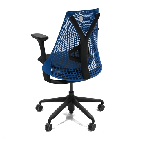 949 - Herman Miller Sayl Swivel office desk chair. Blue plastic back with black cloth seat. Fully adjustab... 