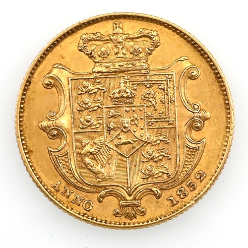 153 - 1832 gold 'full' Sovereign of King William IV with Second-type bust (Marsh 17, S 3829B). Obverse: se... 