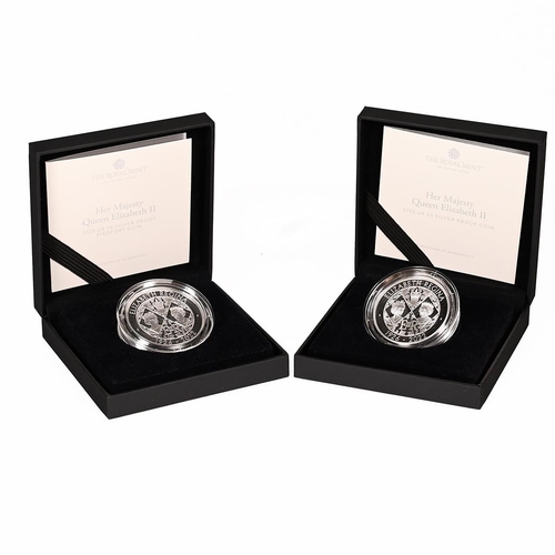 311 - Group of two (2) 2022 Queen Elizabeth II memorial collection £5 silver proof coins from The Royal Mi... 