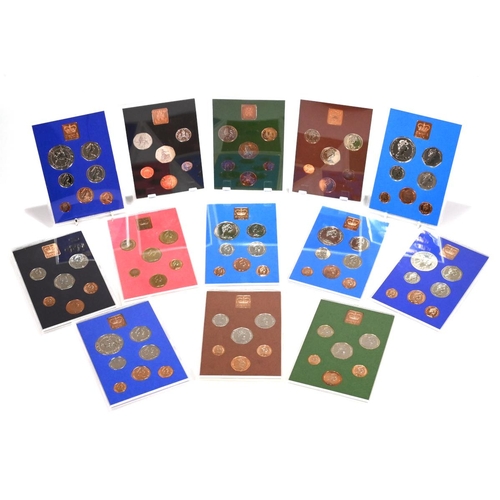 316 - Group of thirteen (13) Royal Mint proof coin sets dated 1971 to 1977 including duplicates. Includes ... 