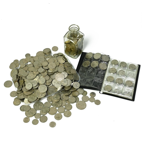 135 - Group of miscellaneous, unsorted UK pre-decimal non-silver coins, dated from 1947 onwards. Total wei... 
