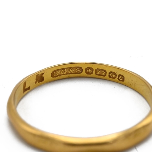 20 - An 18ct gold three diamond ring, along with an 18ct gold dress ring, 18ct gold ring single stone dia... 