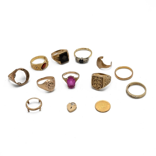 3 - A collection of miscellaneous jewellery to include a 22ct gold wedding band, 2.89 grams, two 18ct go... 