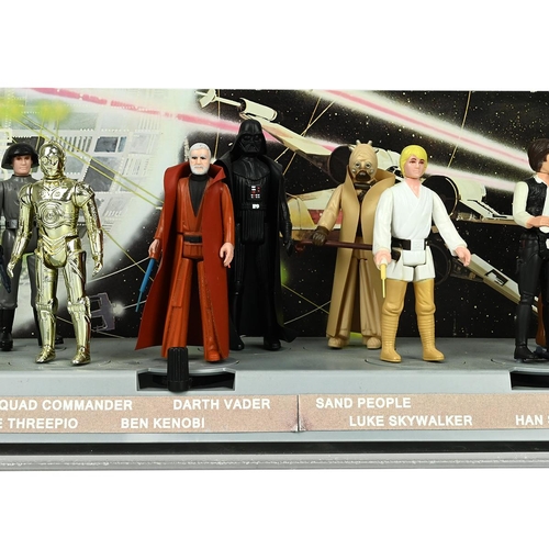 317 - Vintage 1977 Kenner Star Wars mail-away First 12 Figure Stand with figures and back card. Each retai... 