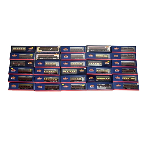 410 - Quantity of boxed Bachmann 00 gauge Model Railway carriages. All LMS colours. (30)