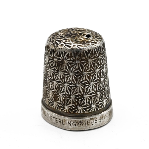 43 - A collection of 40 Victorian and later silver thimbles, including four by Charles Horner, 181 grams 