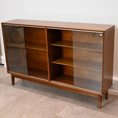 584 - Mid-Century Minty of Oxford teak glass fronted double bookcase. H 86cm, W 135cm, D 29cm.