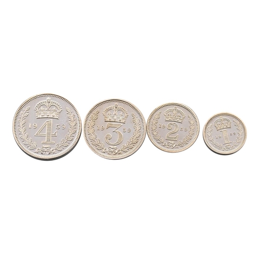 74 - 1959 silver four-coin Maundy Money set of Queen Elizabeth II without box (S 4133). (1) 1959 Maundy s... 