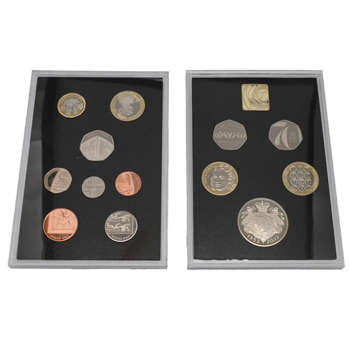 92 - 2022 Royal Mint 13-coin UK proof annual set in the original presentation packaging with a numbered C... 