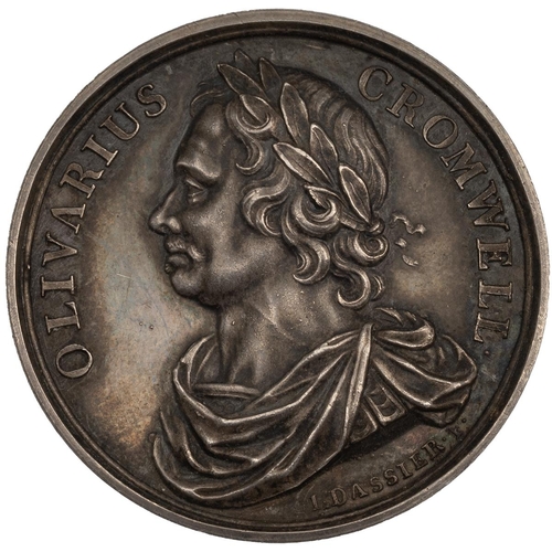 398 - 1658-dated Oliver Cromwell memorial silver medal struck in 1731 as part of Jean Dassier's monarchs s... 