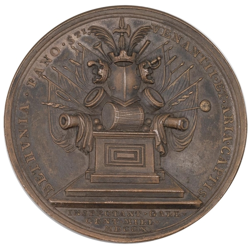 405 - 1710 Queen Anne bronze medal celebrating the Capture of Bethune, St Venant and  (Eimer 447). Obverse... 