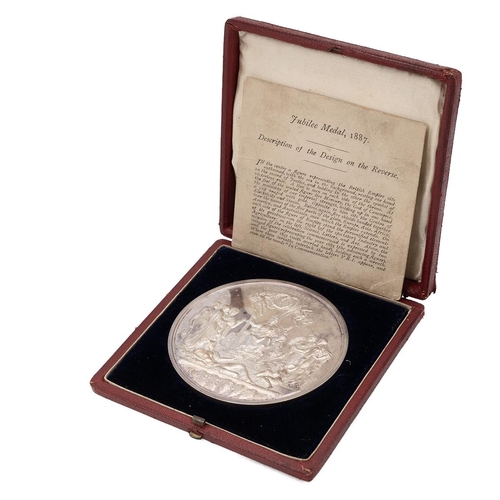 420 - 1887 Queen Victoria Golden Jubilee large silver official medal in a box with card (Eimer 1733b, BHM ... 