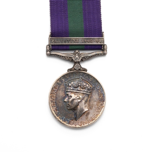 810 - GVI General Service Medal 1918-1962 with clasp 'Palestine 1945-48' of 19063959 Gunner A. Oliver R.A.