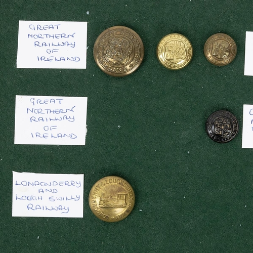 291 - Quantity of Irish railway buttons and badges. Great Northern Railway of Ireland, Londonderry and Lou... 