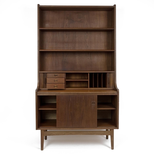 393 - Mid Century Borge Mogensen bureau bookcase in teak. Bookcase with two adjustable shelves over tambou... 