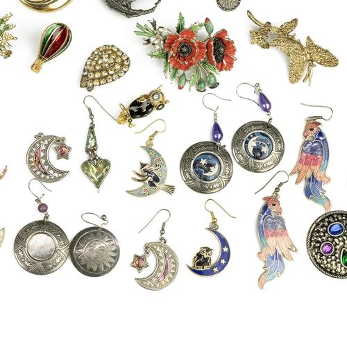 177 - Large collection of costume jewellery including earrings, bangles, brooches and other items.