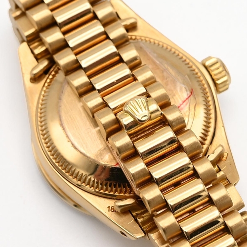 317 - Ladies 18ct gold Rolex Oyster Perpetual Datejust superlative chronometer watch. 27mm case with after... 