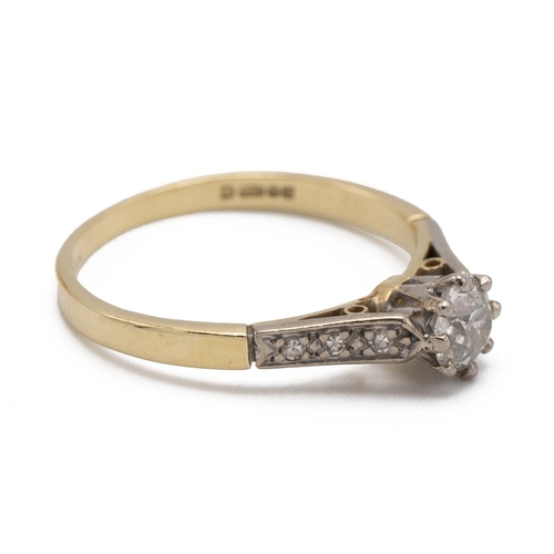 83 - Diamond 18ct gold ring, the brilliant cut estimated as weighing approximately 0.4ct, between shoulde... 