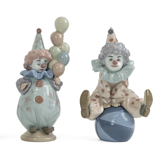 162 - Lladro collection to include: 5352 'Hindu Children'; 5811 'Littlest Clown'; 1451 'Japanese Girl with... 