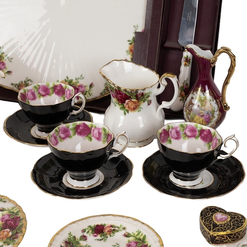 185 - Royal Albert Old Country Roses part dinner set comprising a total of 57 pieces: a boxed 2 piece cake... 