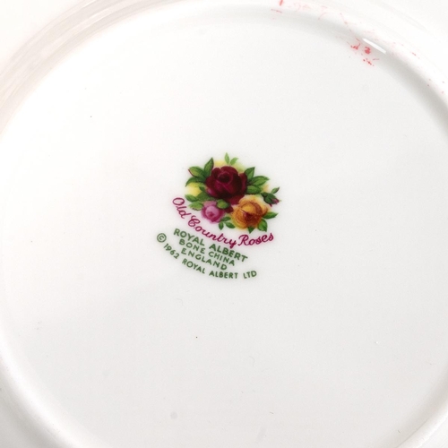 185 - Royal Albert Old Country Roses part dinner set comprising a total of 57 pieces: a boxed 2 piece cake... 