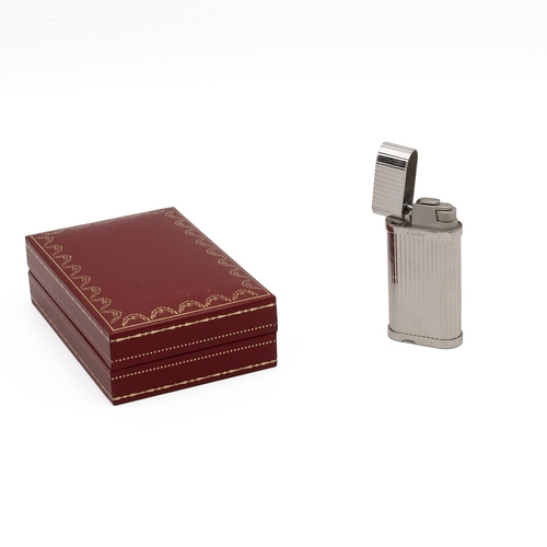 279 - Must de Cartier lighter. Ribbed chrome, Serial No. 209537, branded red case, guarantee wallet and wh... 