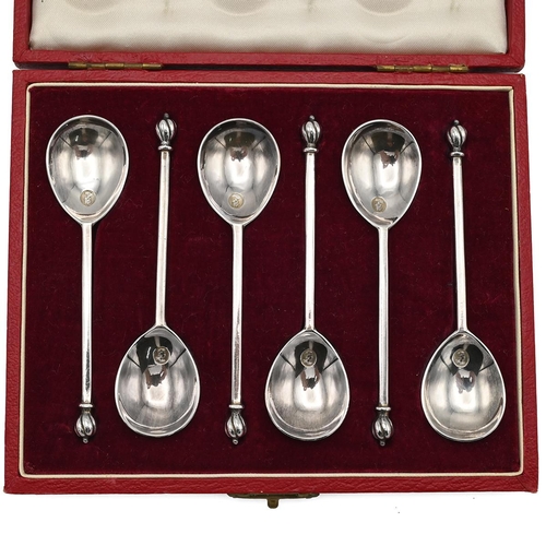 41 - Boxed set of six sterling silver spoons, maker Wilson & Gill, London, coronation hallmark to each (s... 