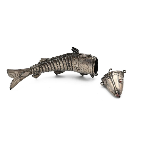 47 - Sterling silver articulated fish (a/f) - 40g. Not hallmarked, XRF reading indicates 950 silver, bidd... 