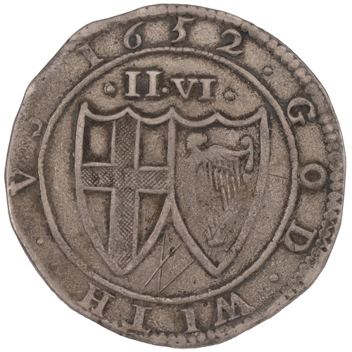 100 - 1652 Commonwealth silver Halfcrown (S 3215, North 2722, ESC 429, Bull 24). Obverse: English shield w... 