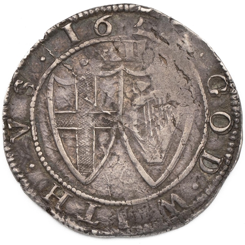 102 - 1652 Commonwealth silver Shilling, sun mintmark (S 3217, North 2724). Obverse: English shield within... 