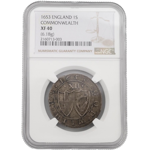 105 - 1653 Commonwealth silver Shilling (S 3217, North 2724, ESC 987, Bull 124). Obverse: English shield w... 