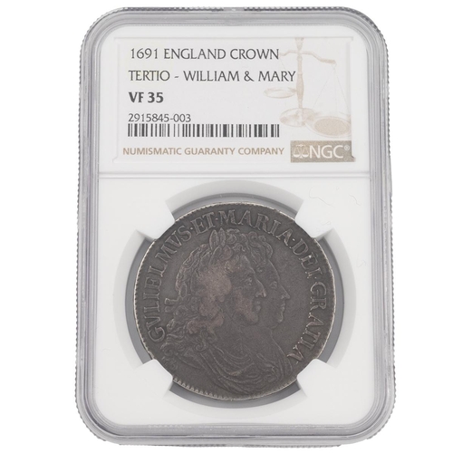 156 - 1691 William and Mary silver Crown (S 3433, ESC 82, Bull 820). Obverse: conjoined draped busts facin... 