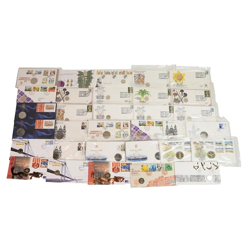 25 - Collection of philatelic numismatic first day covers, largely 1980s and 1990s Royal Mint issues, inc... 