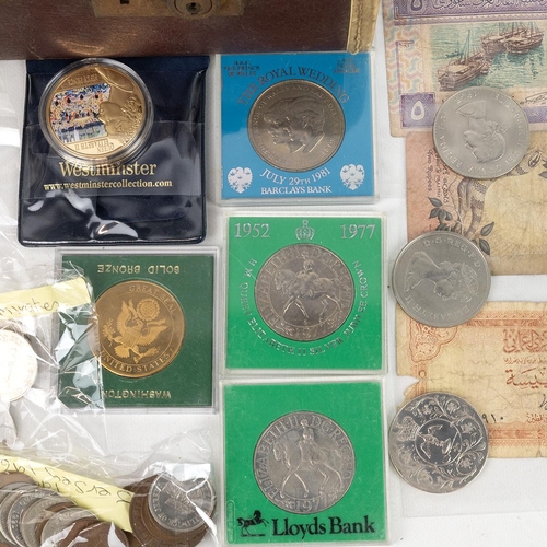 135 - Collection of pre-decimal and decimal coinage and banknotes, primarily British with 20th-century wor... 